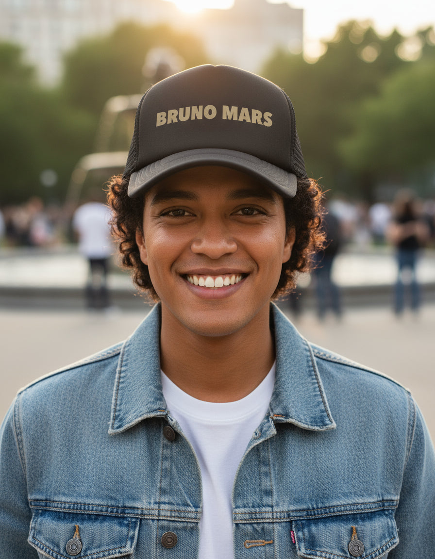 Gorra Trucker Bruno Mars Música Pop Retro Negro Ajustable Bm