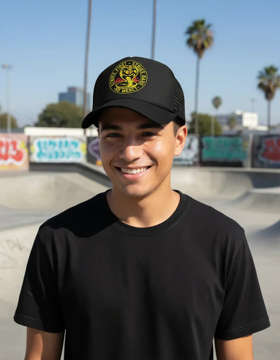 Gorra Cobra Kai Karate Kid Negro Ajustable Kobra