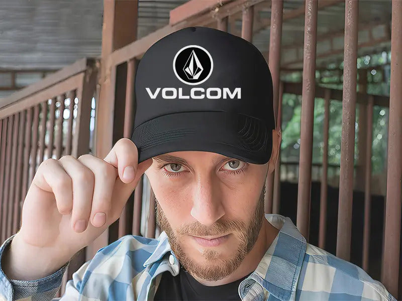 Gorra Volcom Moda Urbana Elegante Aesthetic Actualidad Negro Ajustable Volcom